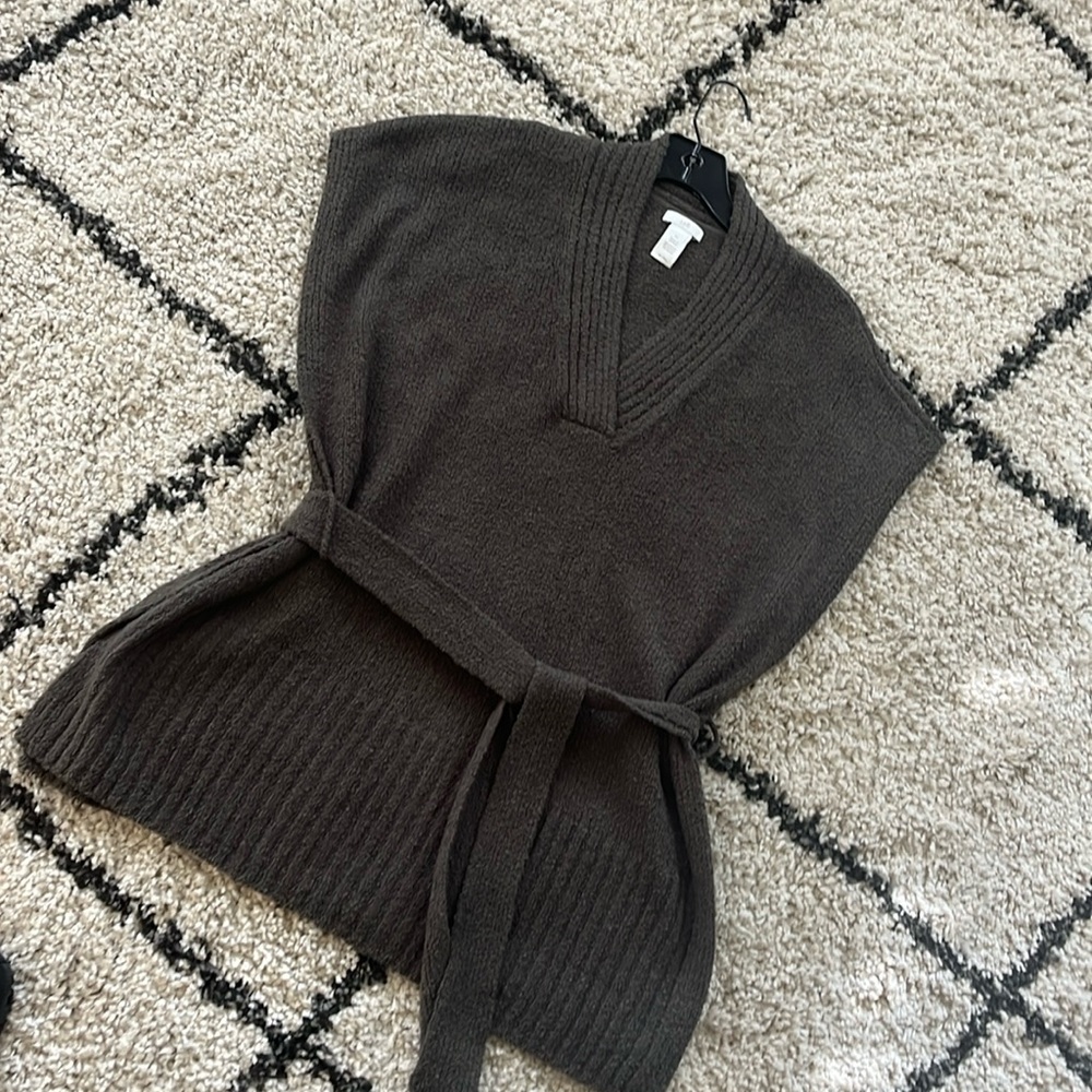 J.Jill olive V-neck vest belted S – L